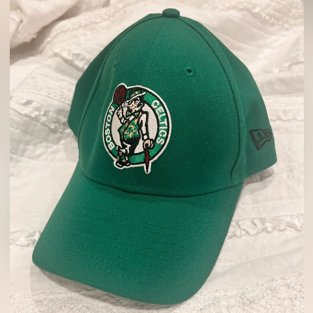 Celtics hat like new